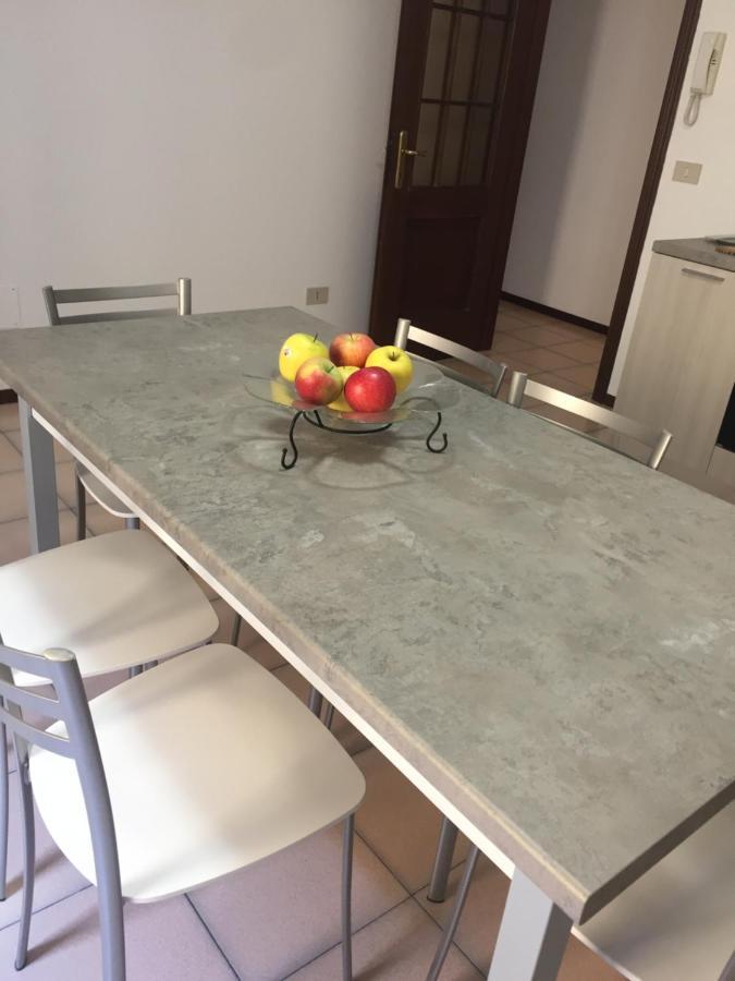 Appartamento Trieste Marone Dış mekan fotoğraf