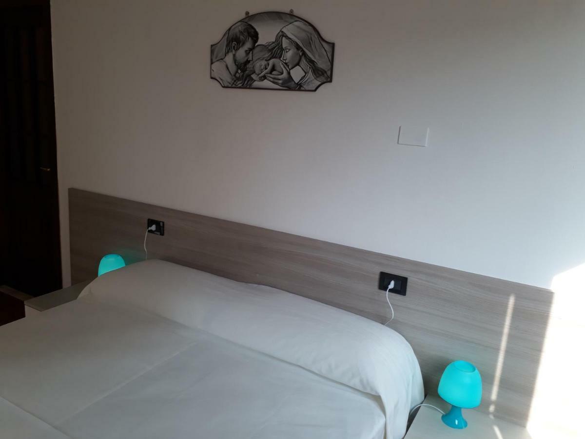 Appartamento Trieste Marone Dış mekan fotoğraf